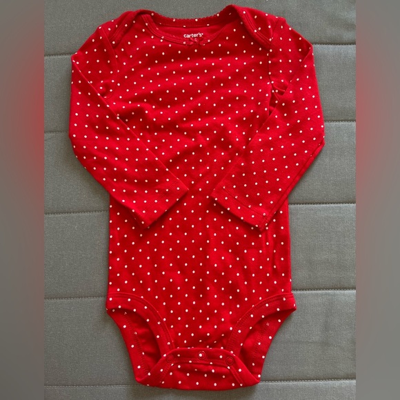 Carter’s 18Month Long Sleeve Onesies - Picture 3 of 10